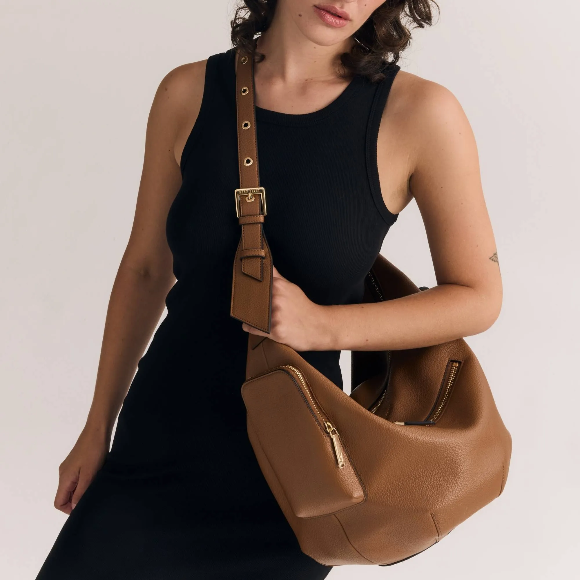 Cute-ility Handbag - Cinnamon