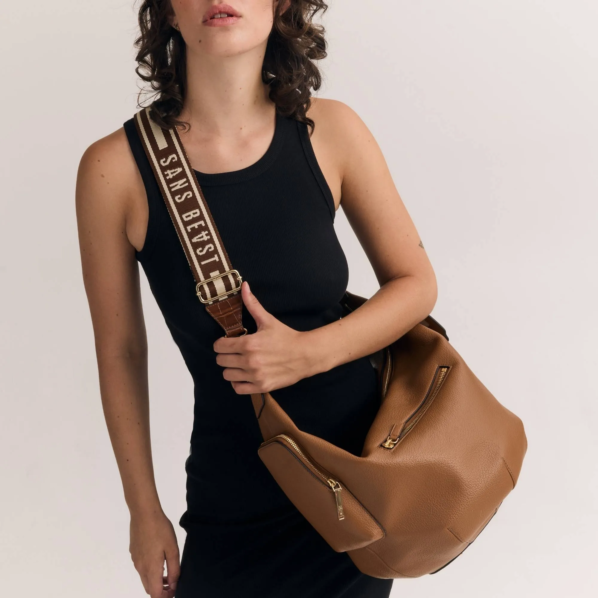 Cute-ility Handbag - Cinnamon