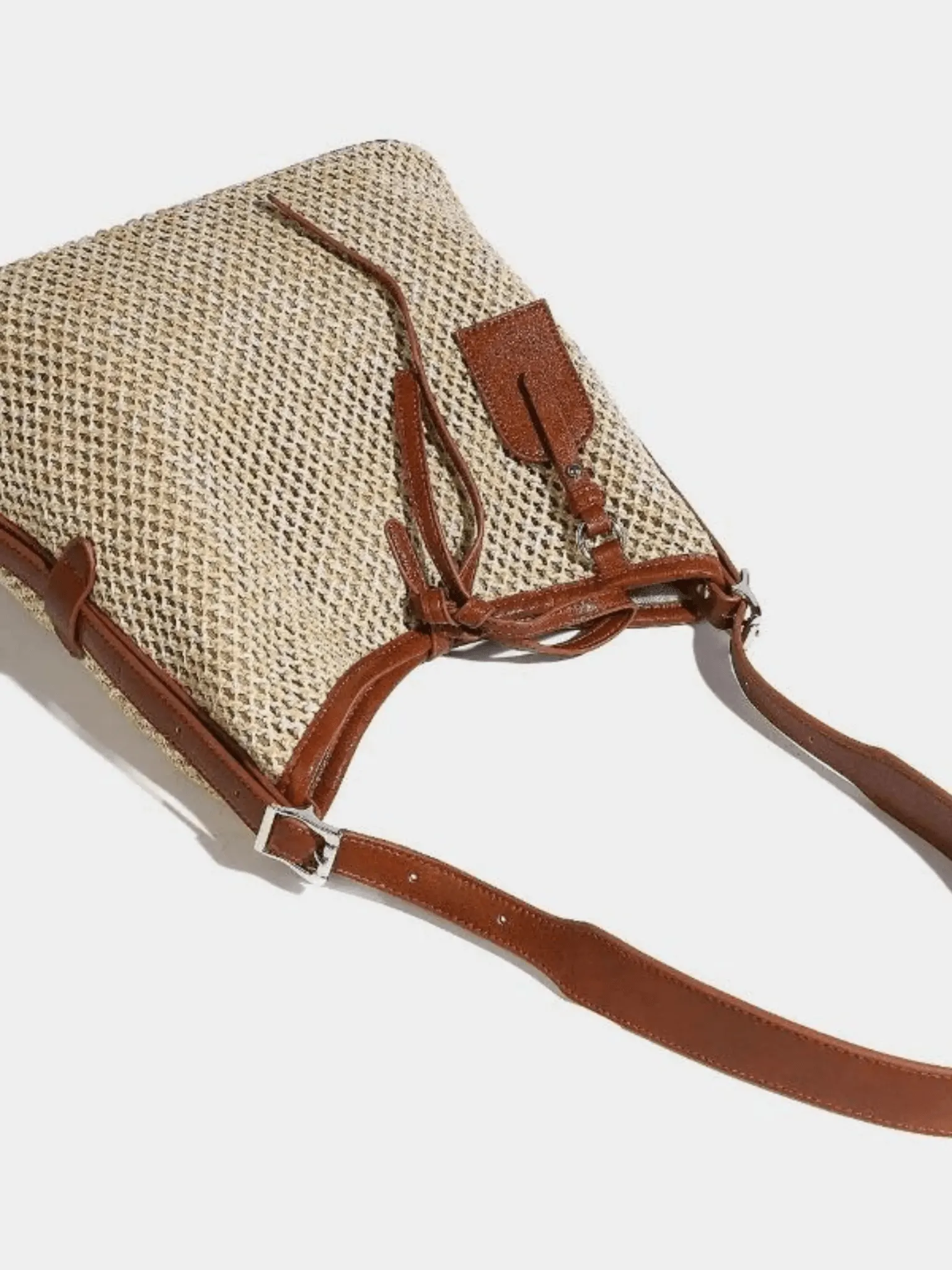 Quinn | Stylish Woven Bucket Bag with Leather Trim