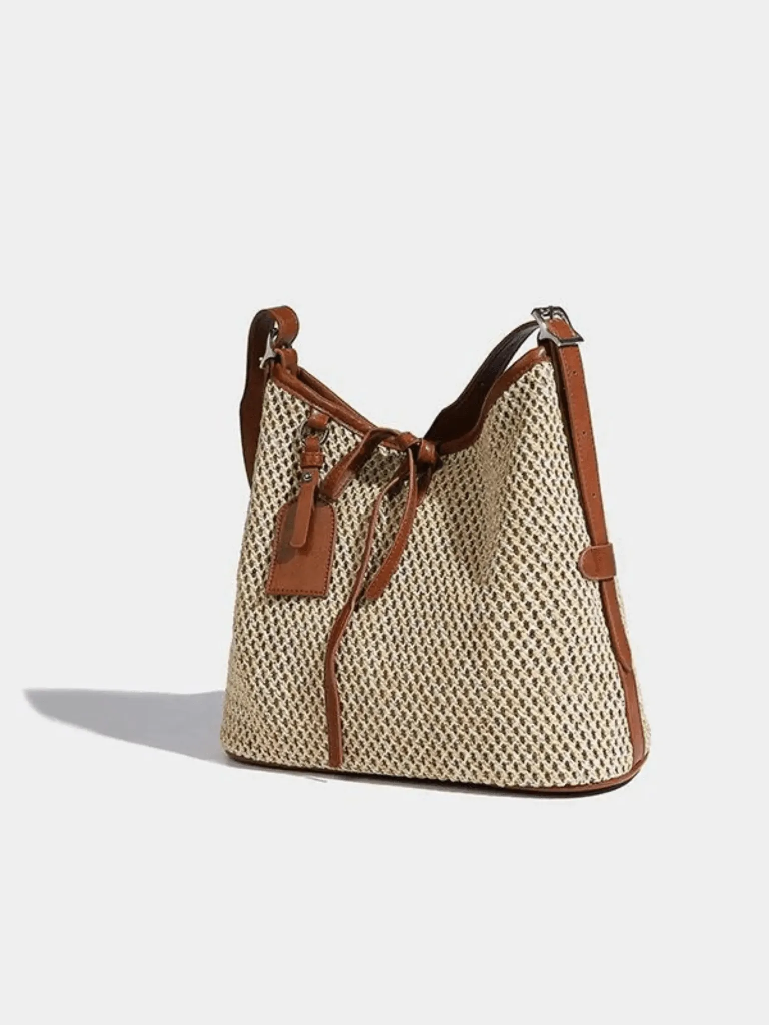 Quinn | Stylish Woven Bucket Bag with Leather Trim