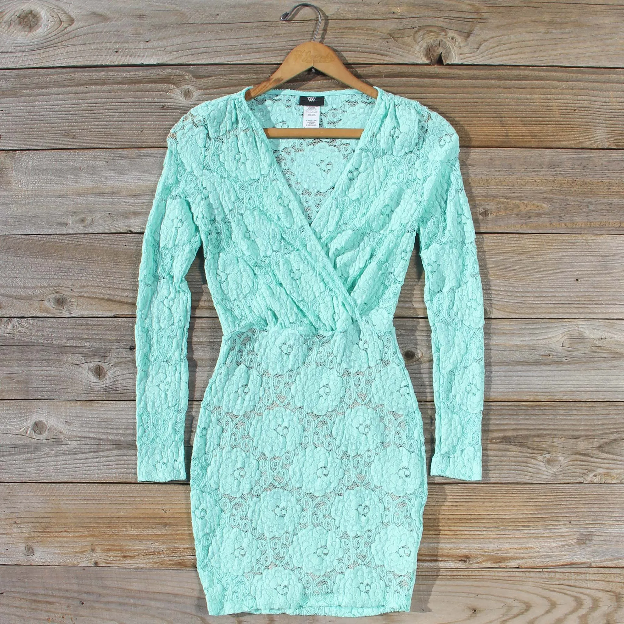 Wild Lace Dress in Mint
