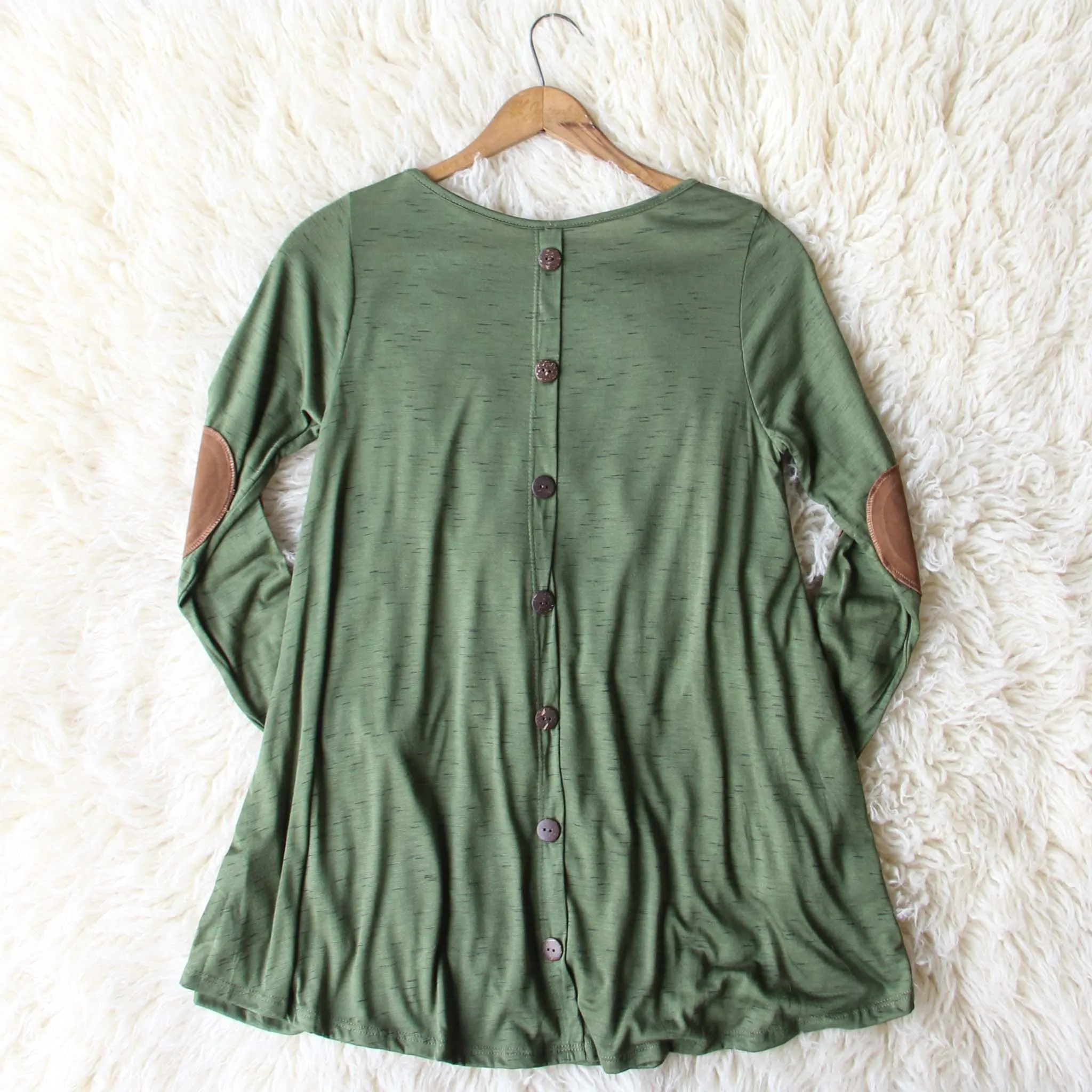 Wild Lavril Tee in Olive